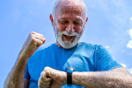 Comment utiliser les montres intelligentes pour améliorer la qualité de vie des personnes âgées – 7 fonctionnalités utiles à connaître